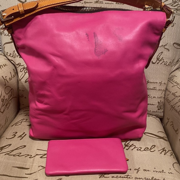 Dooney Bourke - Picture 2 of 13
